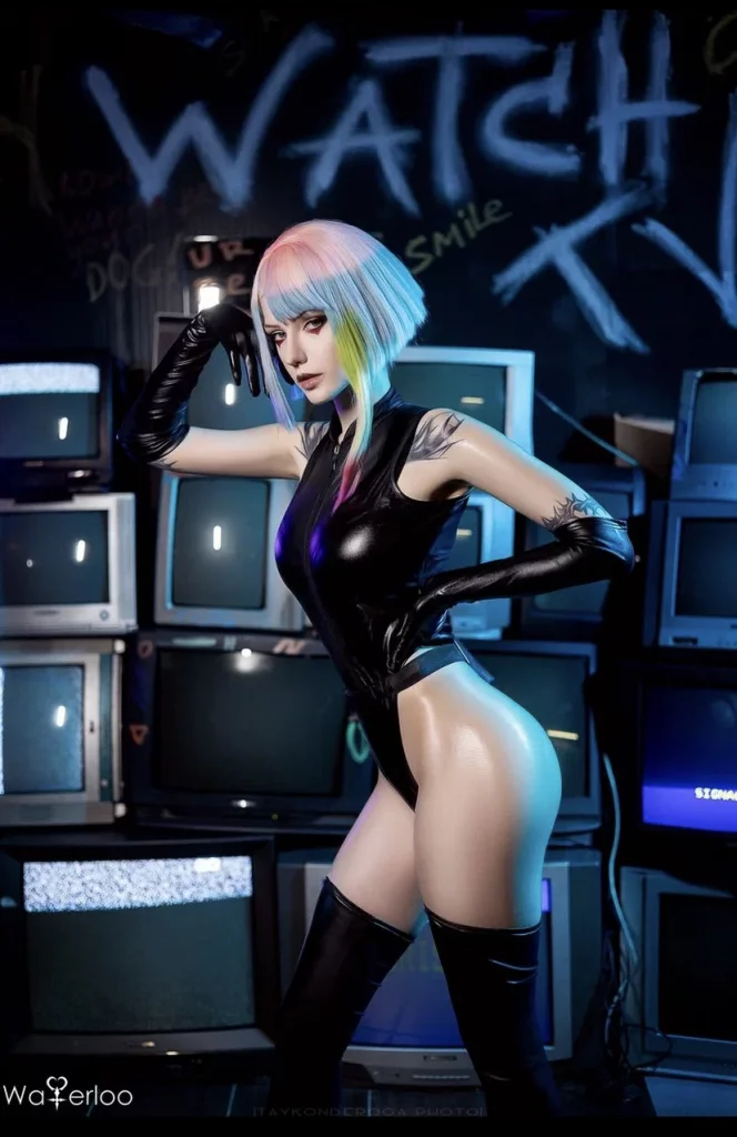 Косплей LUCY из Cyberpunk Edgerunners от Waterloo