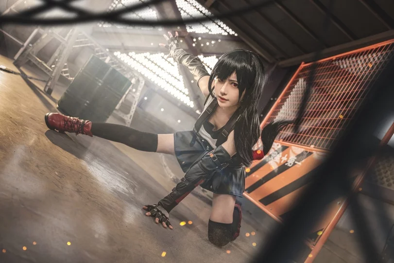 Косплей Tifa Lockhart из Final Fantasy VII от Shika