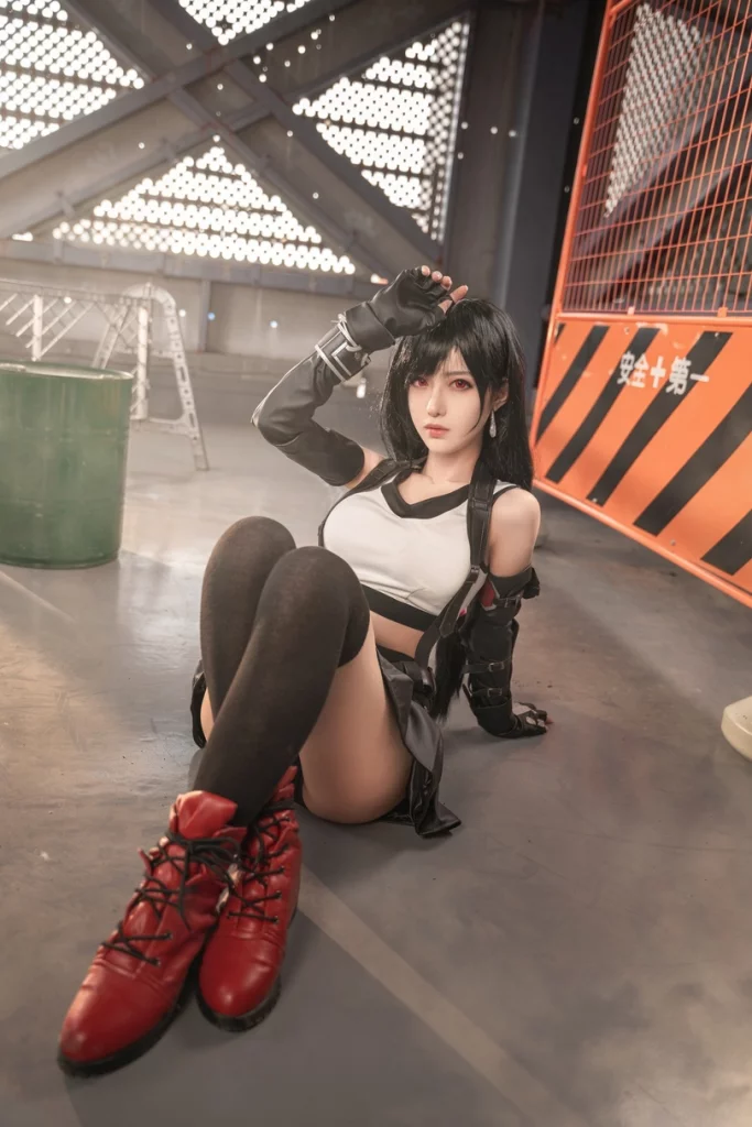Косплей Tifa Lockhart из Final Fantasy VII от Shika