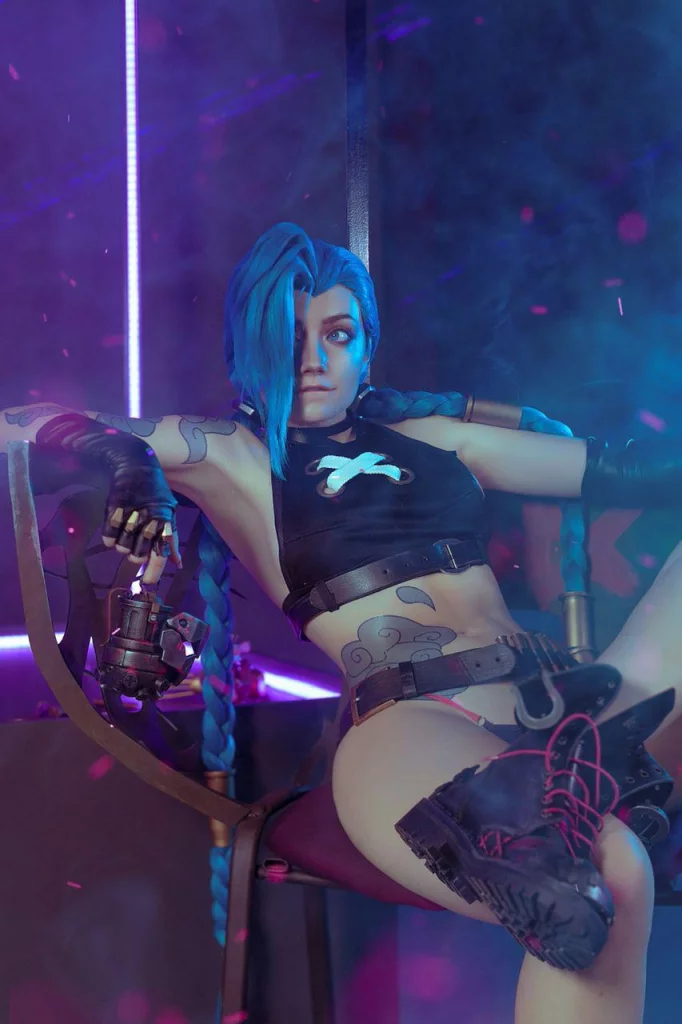 Косплей Jinx из мобы LoL от CarryKey
