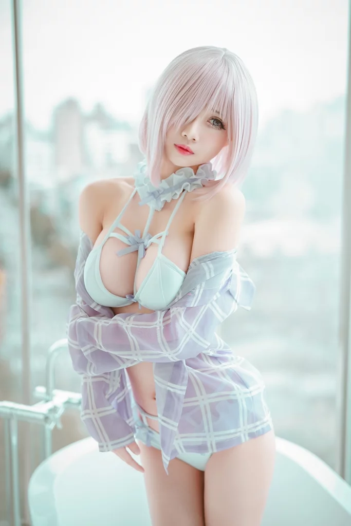 Косплей Mashu Kyrielight в купальнике из FateGrand Order от Okita Rinka