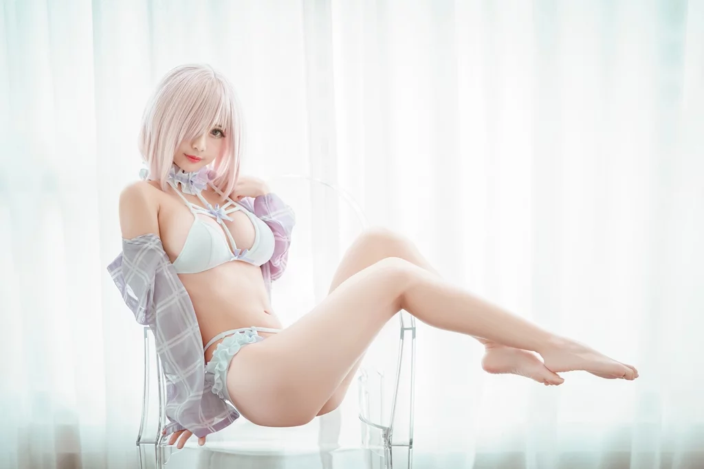Косплей Mashu Kyrielight в купальнике из FateGrand Order от Okita Rinka