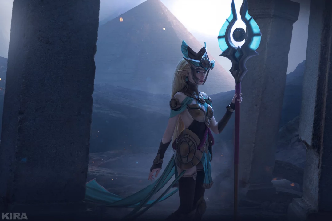 Косплей Janna в скине Guardin of the sands из League of Legends от Ulianna__m