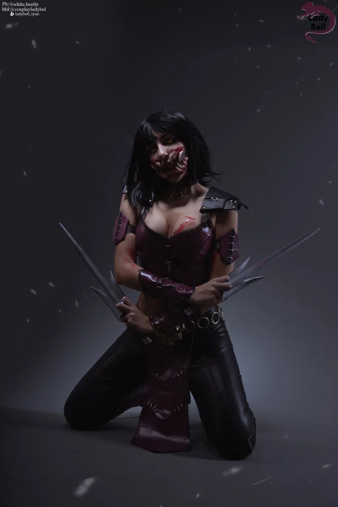 Косплей клонши принцессы Mileena из серии файтингов Mortal Kombat от Ladybell