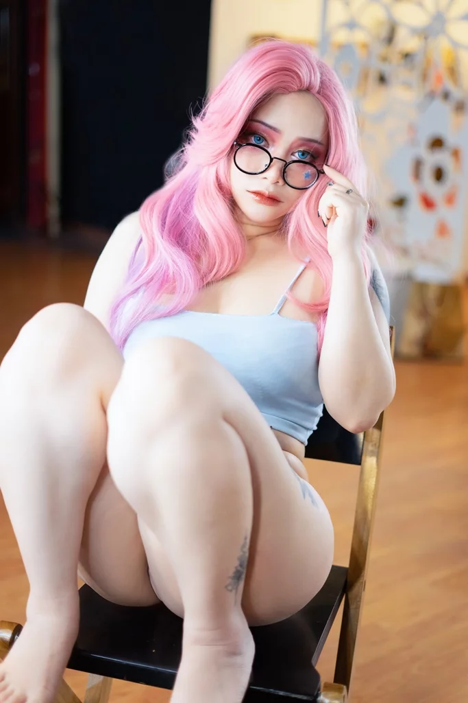 Косплей слышашей души Seraphine из мобы League of Legends от Nana Berry