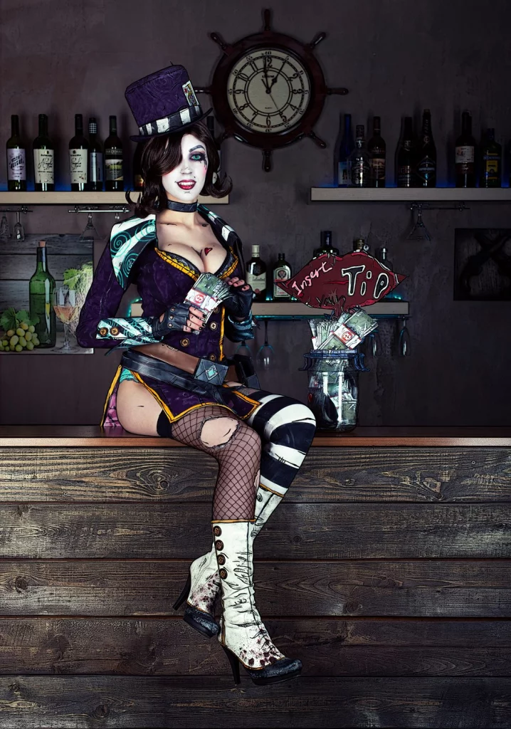 Возбуждающий косплей Mad Moxxi из серии игр Borderlands от Daria Rooz
