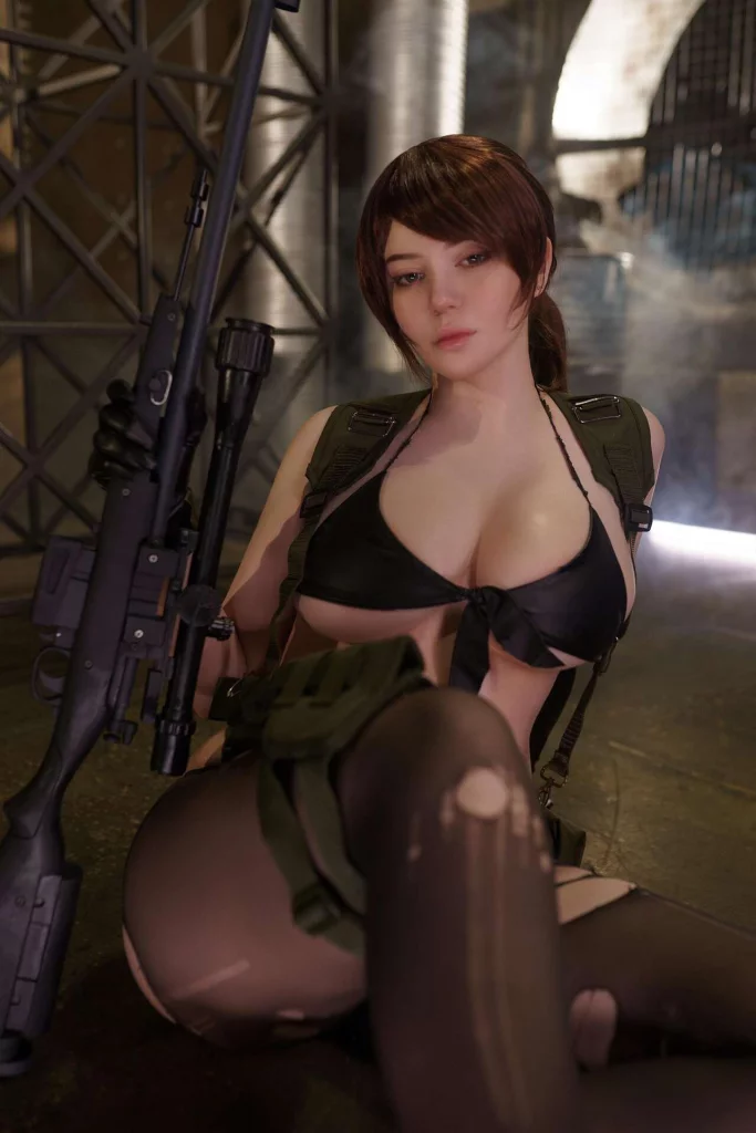 Сексуальный косплей снайперши Quiet из Metal Gear Solid V: The Phantom Pain от Alina Becker