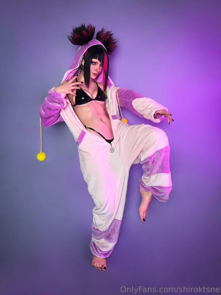 Сексуальный косплей Juri Han в кигуруме из серии файтингов Street Fighter от Shiroktsne