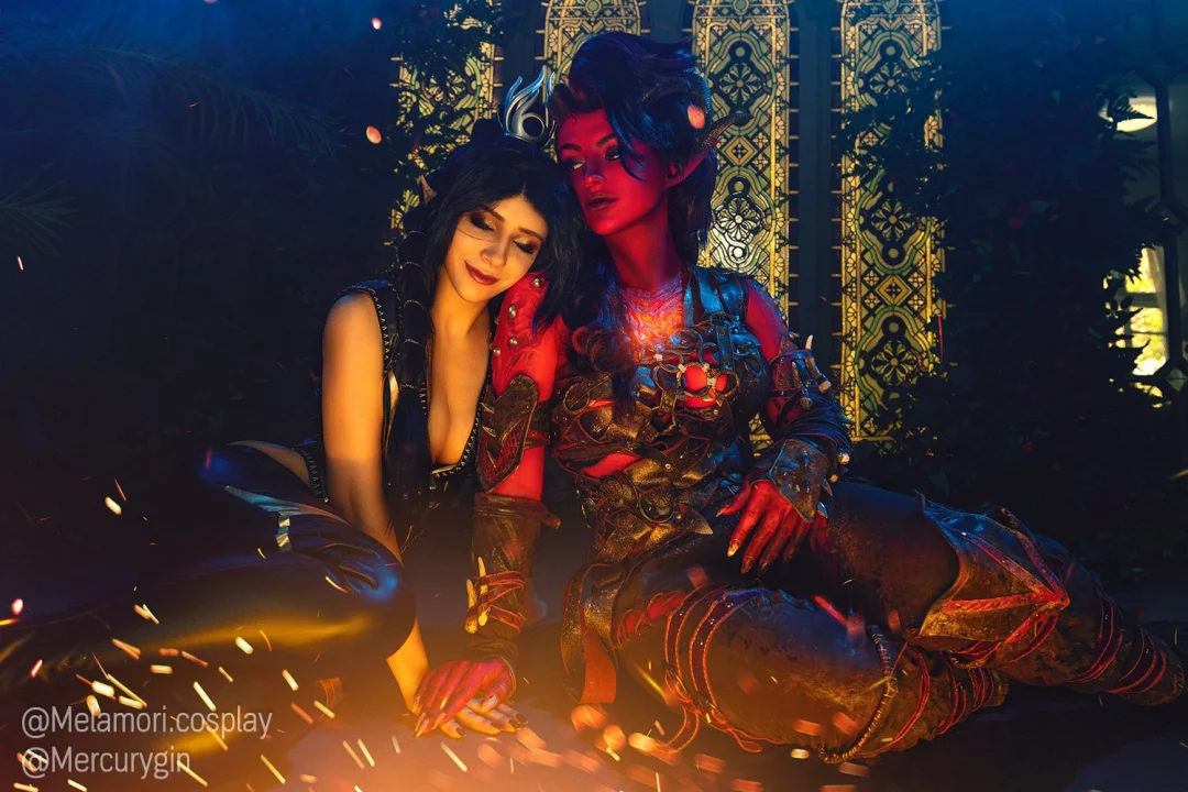 Косплей Karlach и Shadowheart из лучшей РПГ Baldur’s Gate 3 от Lady Melamori и Mercurygin Cosplay