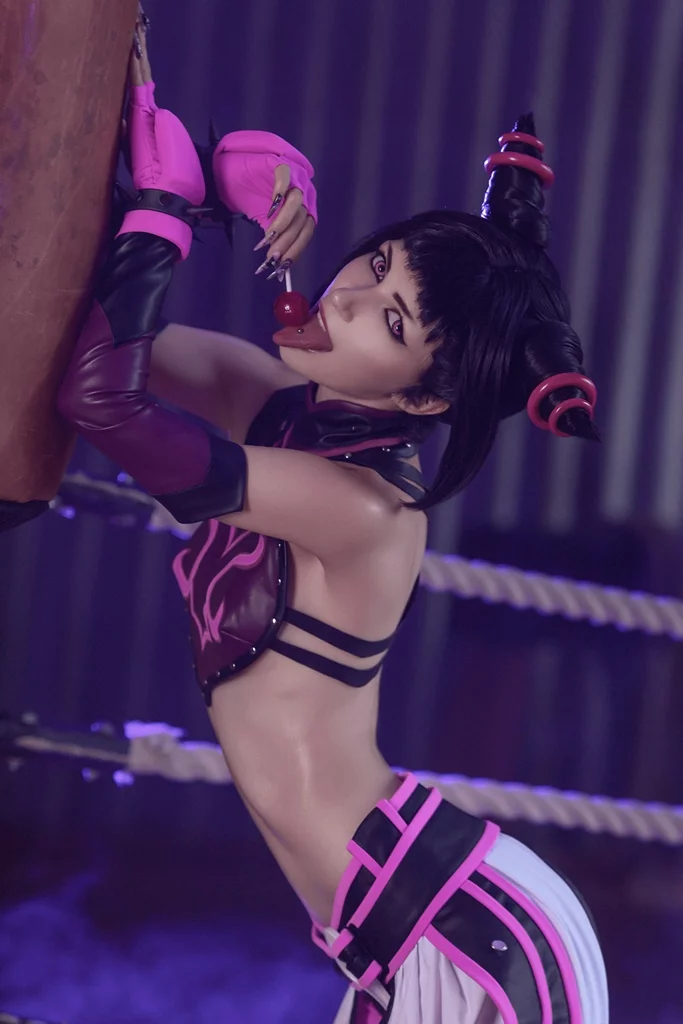 Косплей жестокой и боевой Juri Han из файтингов Street Fighter от Mik Allen 5