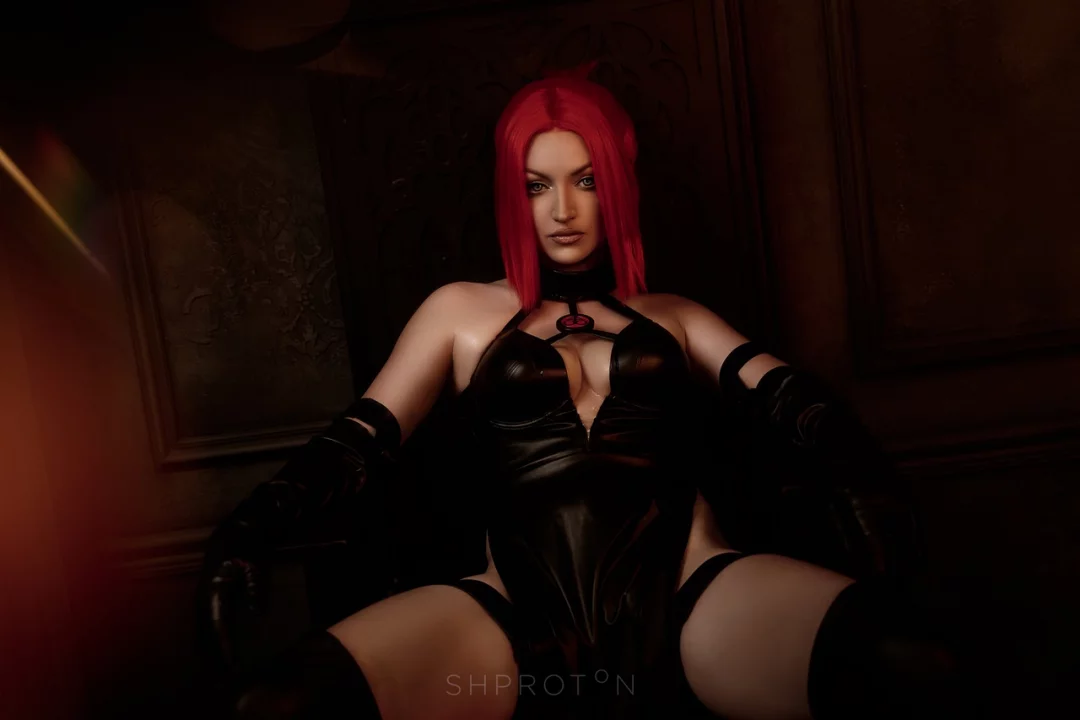 Косплей кровавой Rayne из серии BloodRayne от Shproton Cosplay