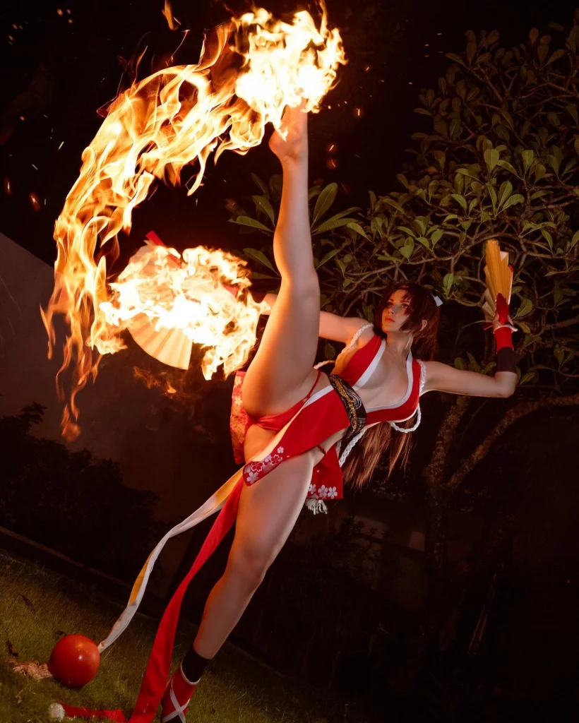 Косплей Mai Shiranui из файтингов King Of Fighters от Oichi Chan 6