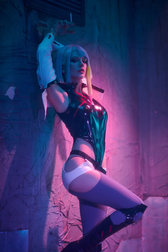 Косплей LUCY из Cyberpunk: Edgerunners от Waterloo