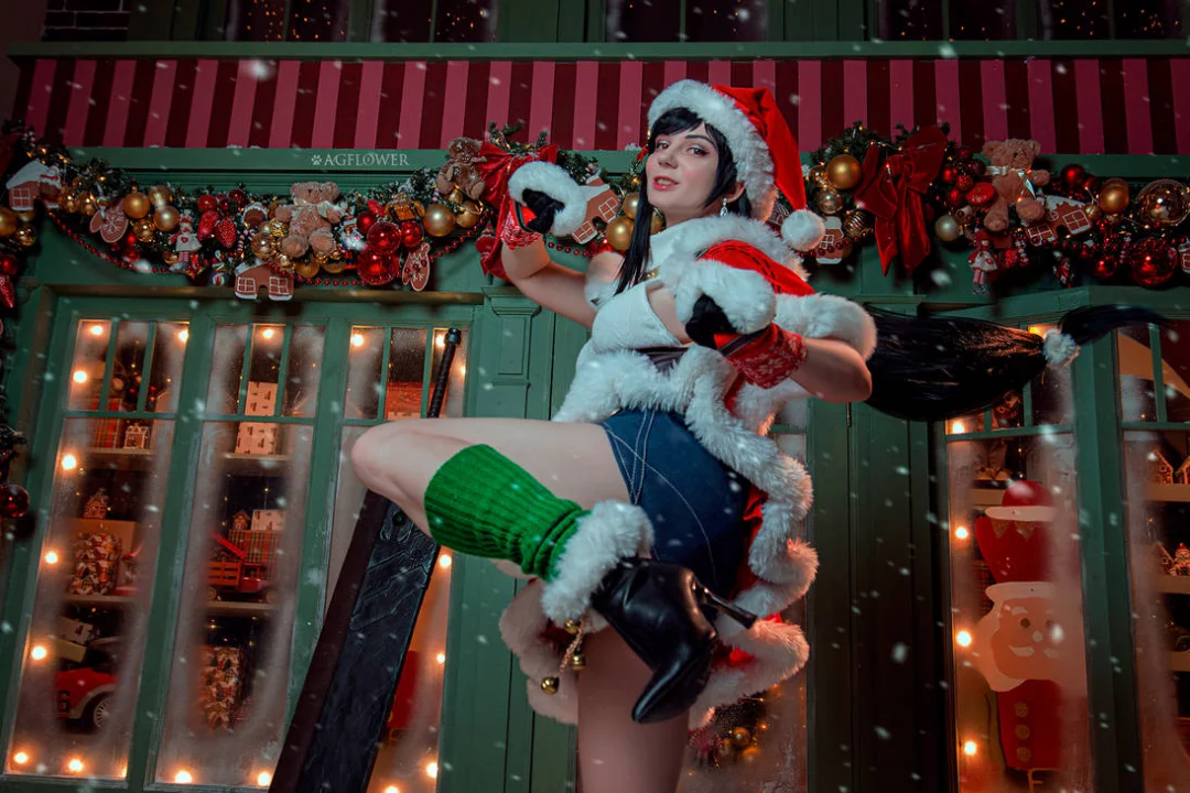 Косплей Tifa Lockhart Xmas из Final Fantasy VII от AGflower