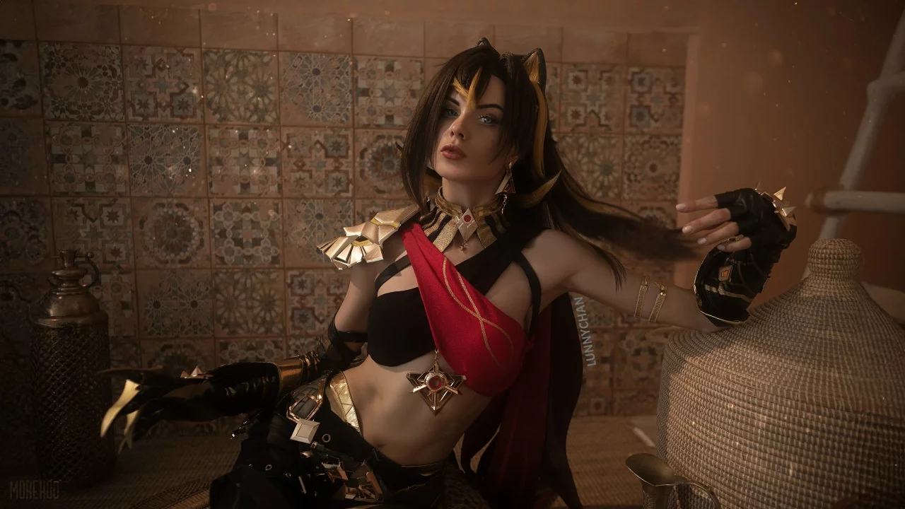 Косплей Dehya из Genshin Impact от Hofman cosplay