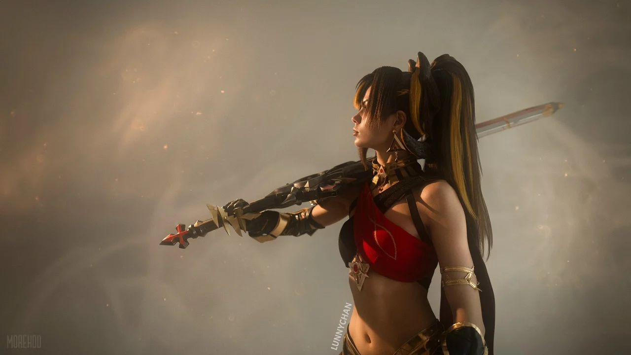 Косплей Dehya из Genshin Impact от Hofman cosplay