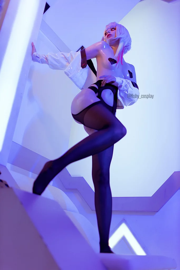 Косплей Lucy из Cyberpunk 2077 Edgerunners от Fishy Cosplay