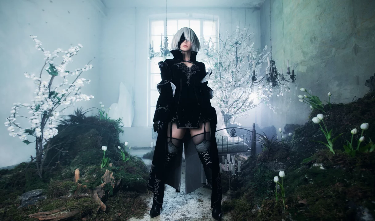 Косплей 2B из NieR Automata от JyuSan