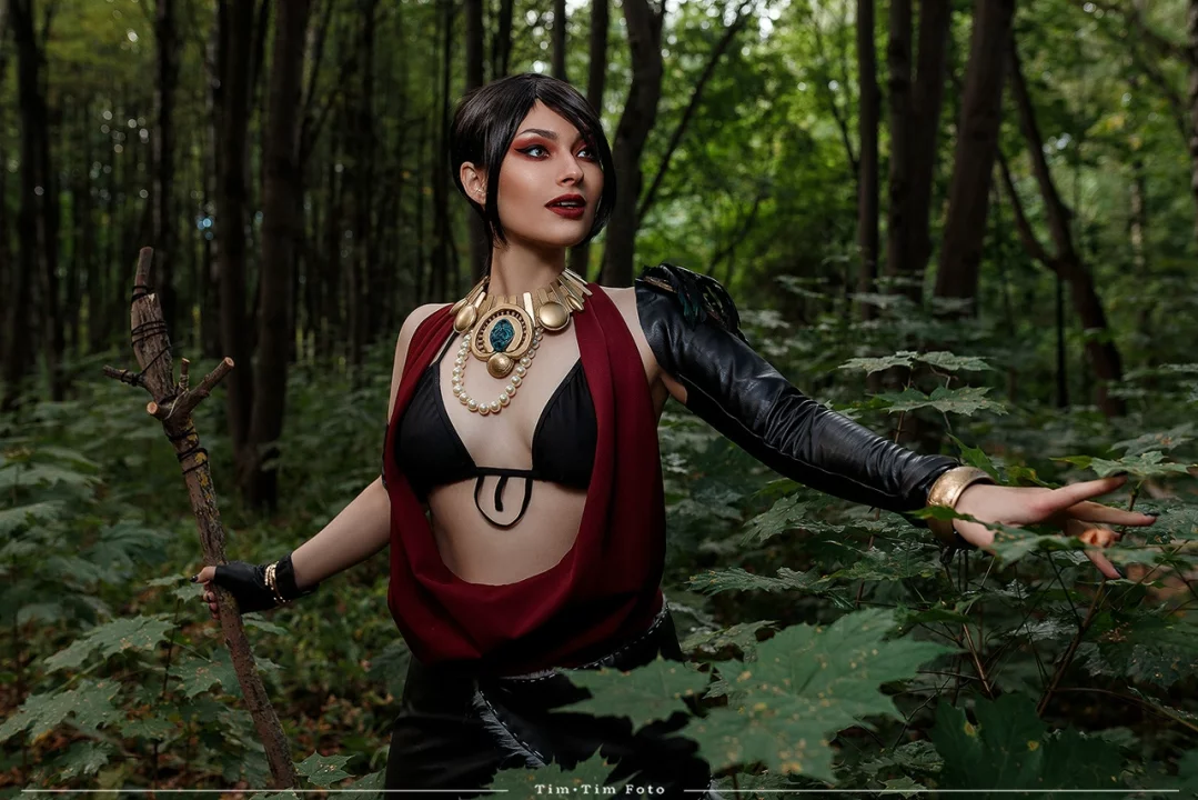 Косплей Morrigan из Dragon Age от Juk Cosplay