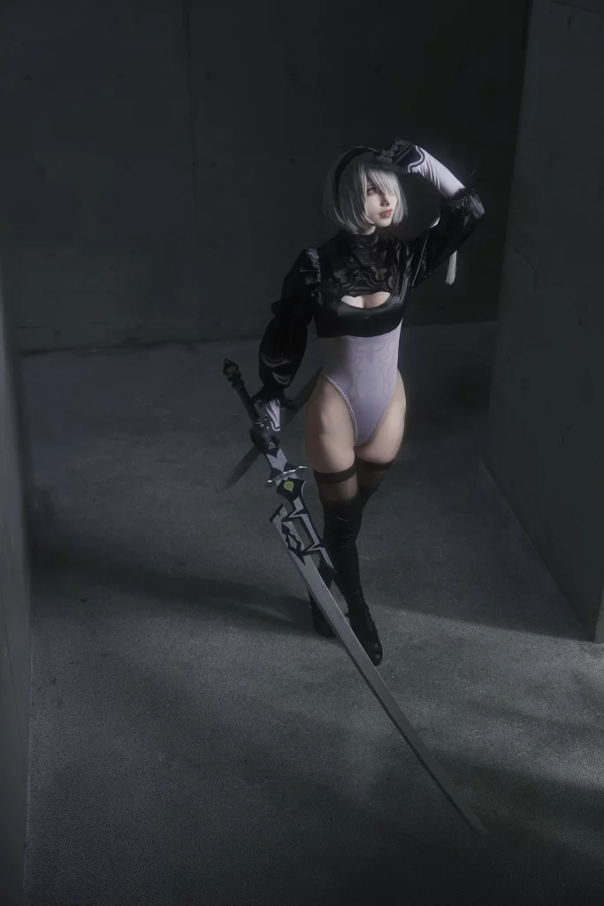 Косплей YoRHa No.2 Type B или просто 2B из NieR Automata от Vicyuuruu