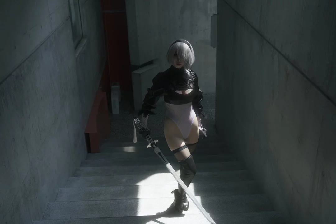 Косплей YoRHa No.2 Type B или просто 2B из NieR Automata от Vicyuuruu