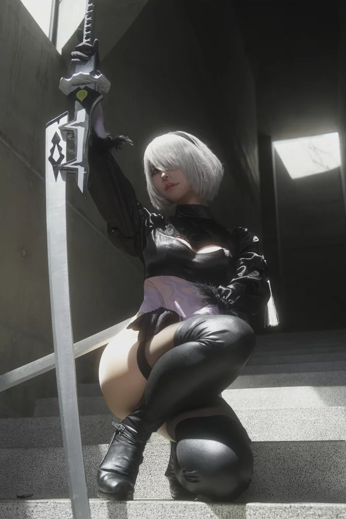 Косплей YoRHa No.2 Type B или просто 2B из NieR Automata от Vicyuuruu