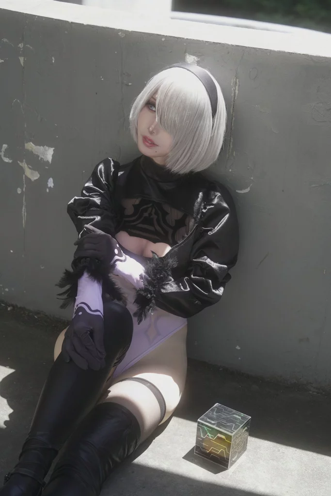 Косплей YoRHa No.2 Type B или просто 2B из NieR Automata от Vicyuuruu
