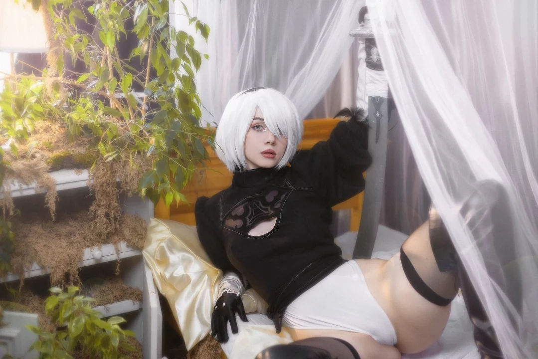 Косплей YoRHa No.2 Type B или же 2B из Nier Automata от Nelapochka